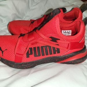 Puma, Youth size 3.5, red and black